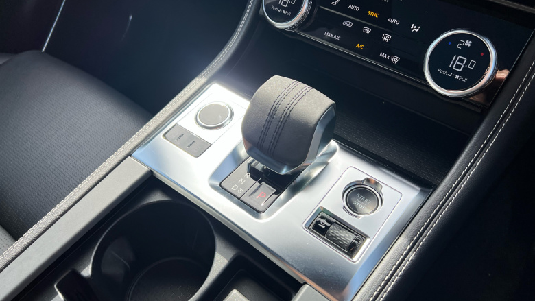 Jaguar F-Pace 2.0 D200 R-Dynamic S 5dr Auto AWD Diesel Estate